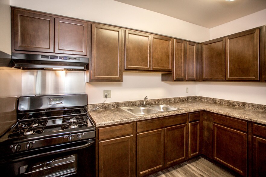 Concord Commons 2002 Hanley St Gary IN 46406 Apartment Finder