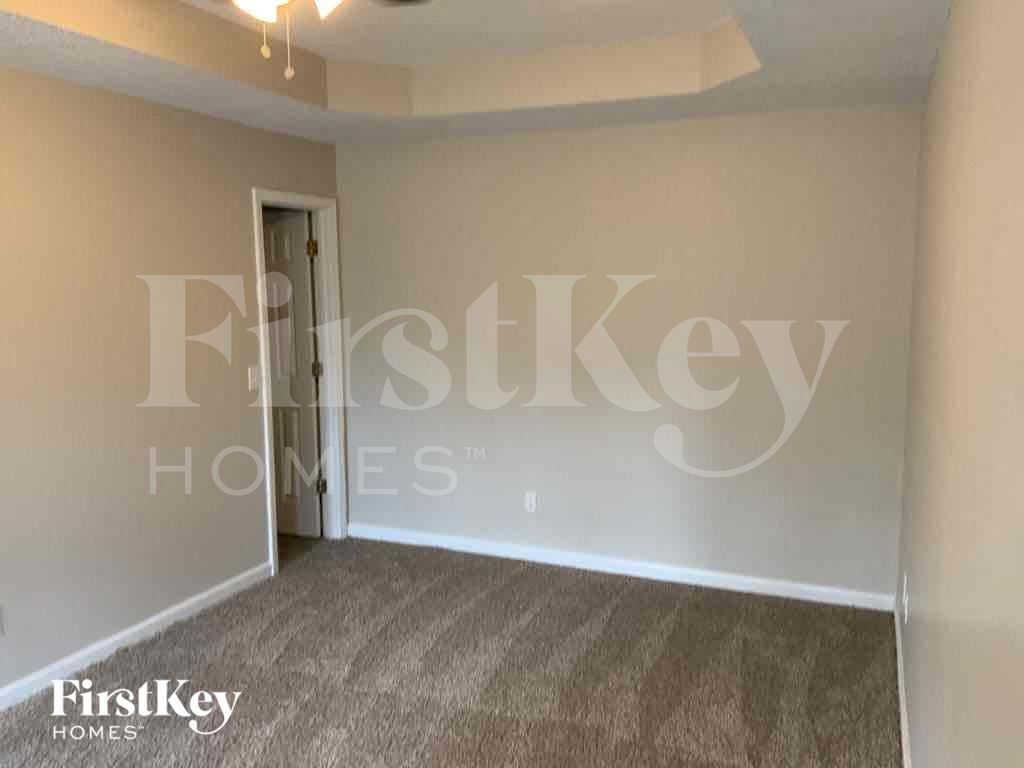 Building Photo - 82 Broadlands Dr