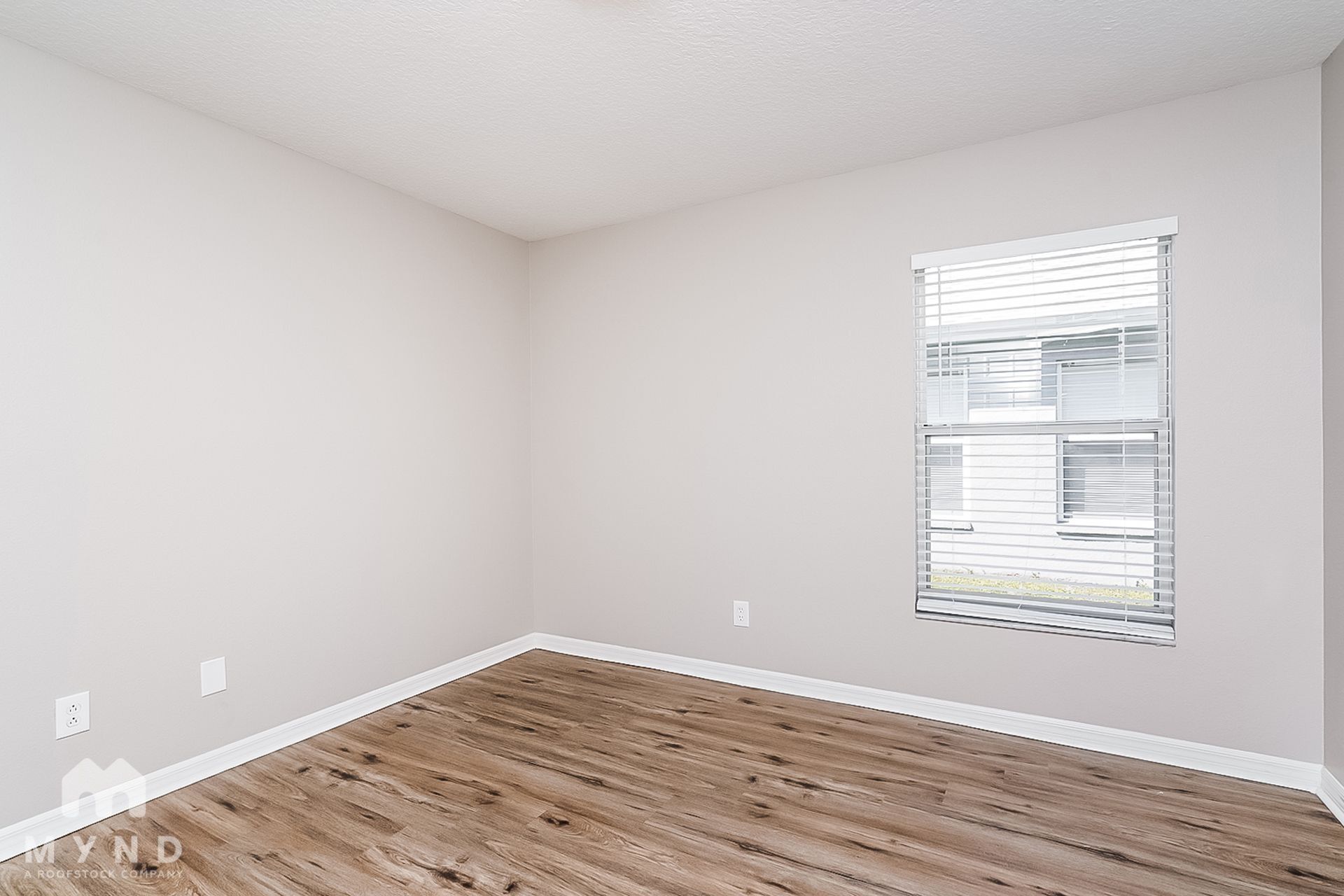 Building Photo - 8721 Persea Ct
