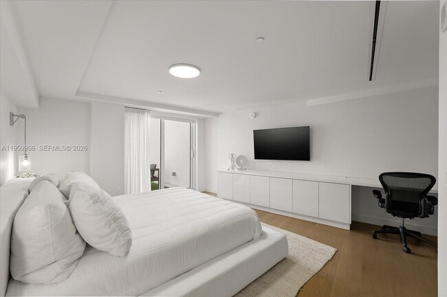 Building Photo - 4701 Meridian Ave