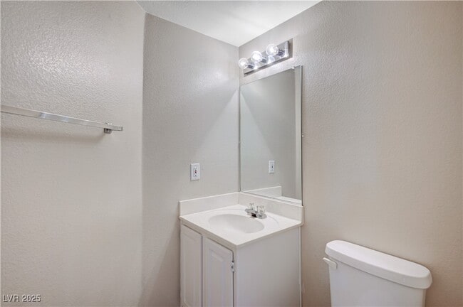 Building Photo - 10164 Tree Bark St