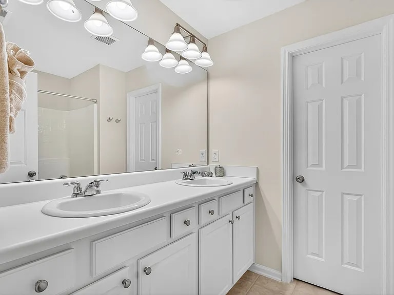 Building Photo - 7130 Racine Way