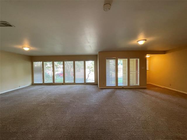 Building Photo - 1303 Northlake Dr