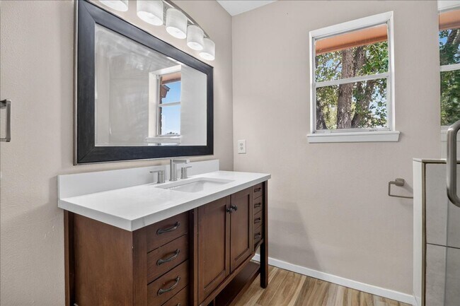 Building Photo - 4109 Fonvilla Cir