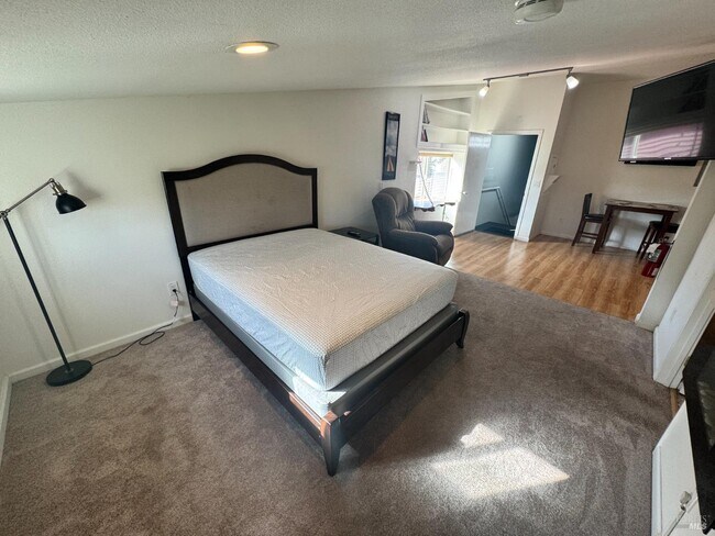 Building Photo - 3753 Santa Rosa Ave