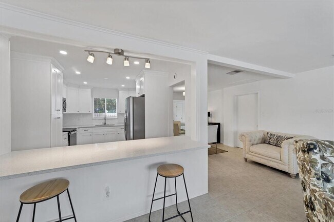Building Photo - 2738 Tangelo Dr