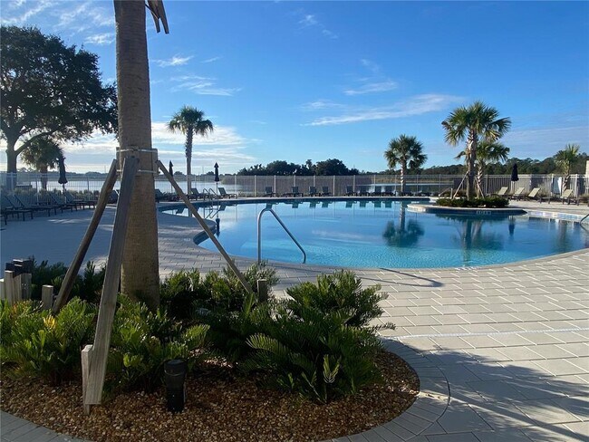 Building Photo - 5514 Banyan Bay Rd