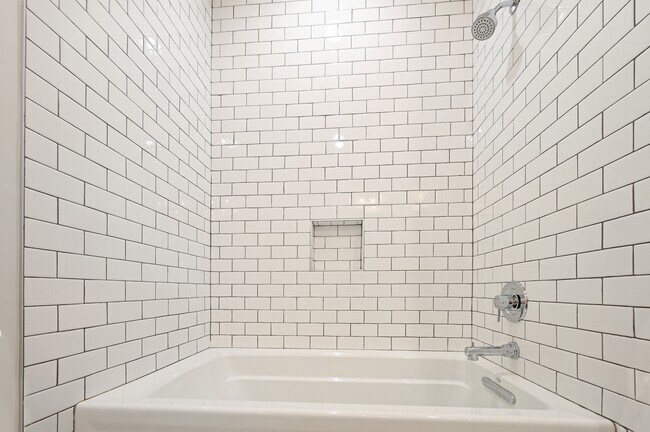 Building Photo - 4059 St Johns Way