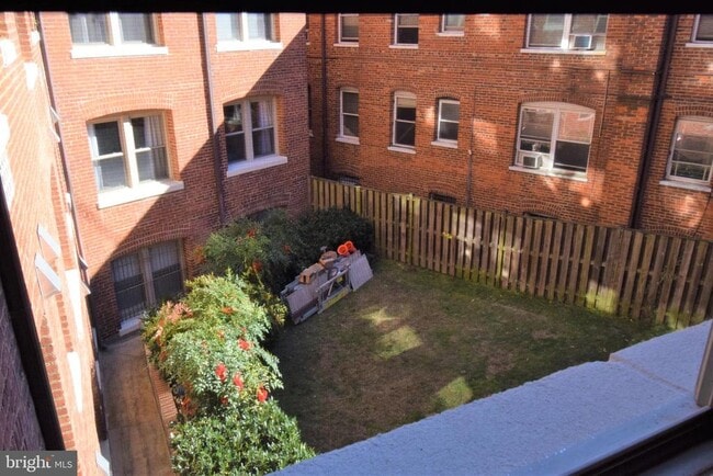 Building Photo - 3446 Connecticut Ave NW