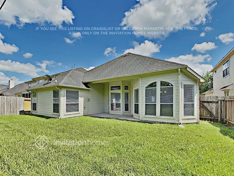 Building Photo - 37 San Simeon Dr