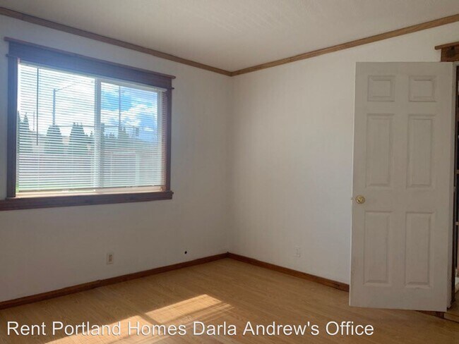 Building Photo - 2 br, 1 bath House - 6030 SW 170th Avenue