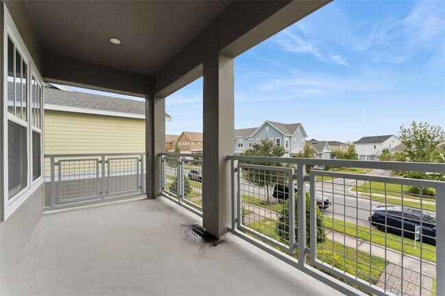 Building Photo - 13468 Stoddart Ave