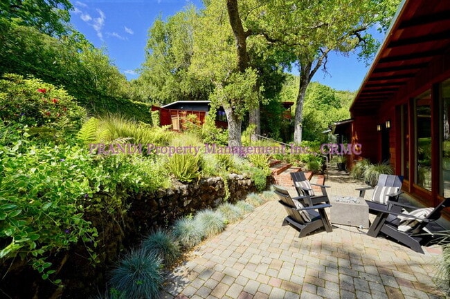 Building Photo - 22 Madrone Ct