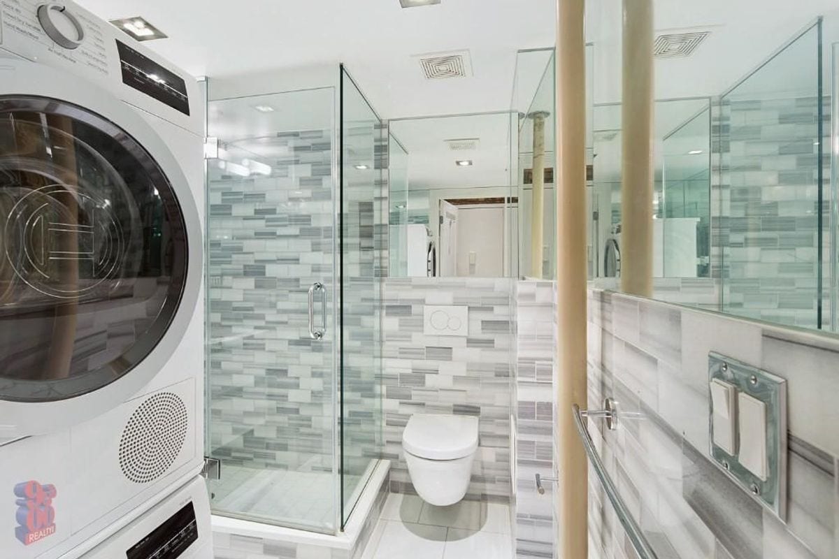 Building Photo - West 14th Street