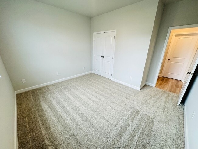 Building Photo - 507 Forsberg Ct