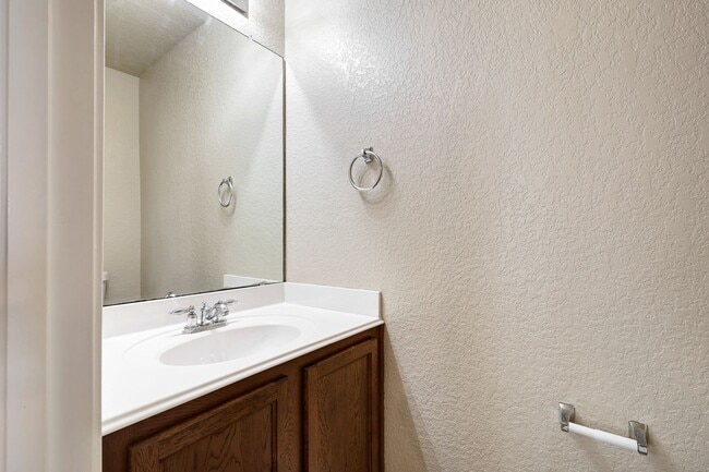 Building Photo - Stylish Two-Story Residence with Modern Co...