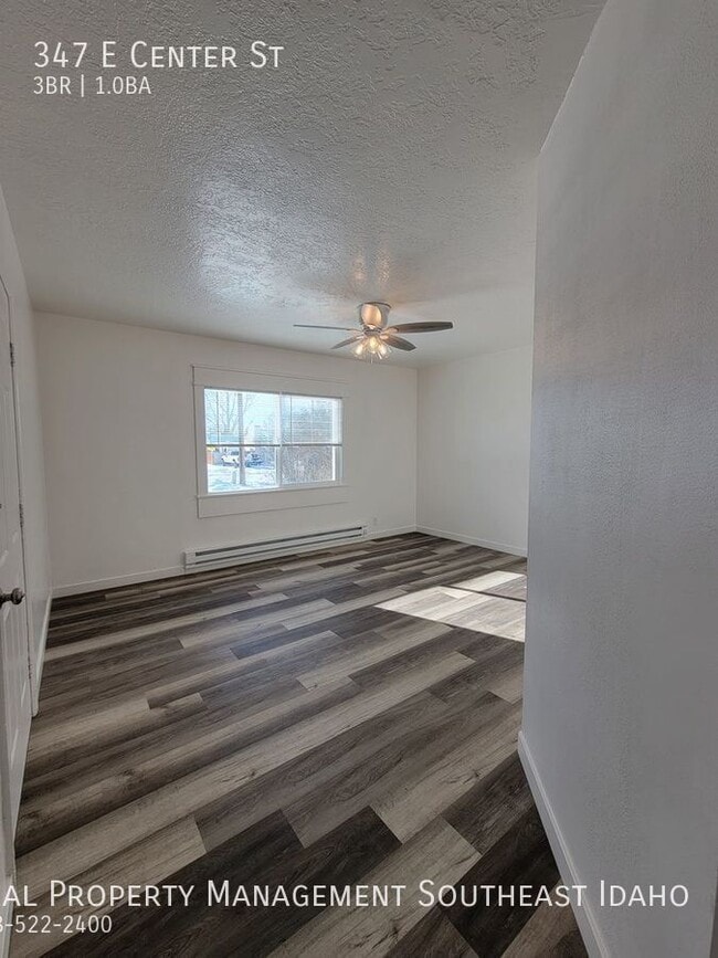 Building Photo - 347 E Center St