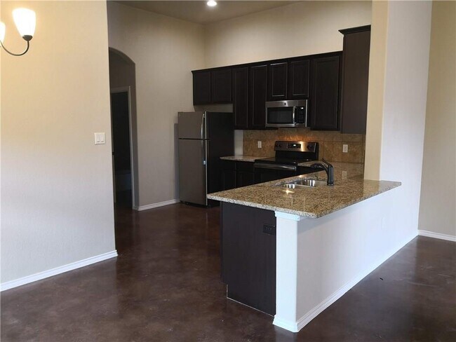 Building Photo - 233 Joanne Lp