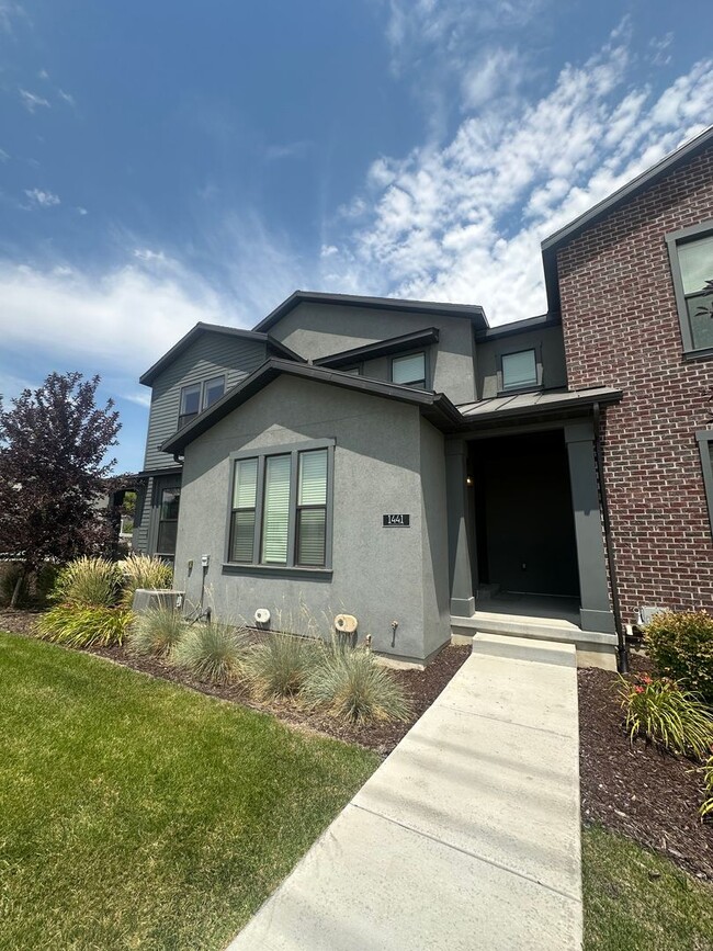 Primary Photo - Gorgeous South Jordan Property!!!