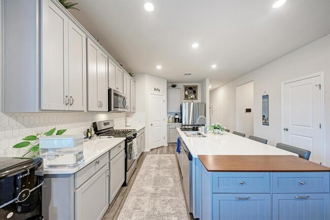 Building Photo - 1646 Homestead Farms Dr