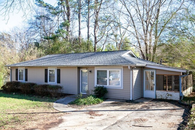 Building Photo - 24 Barclay Dr