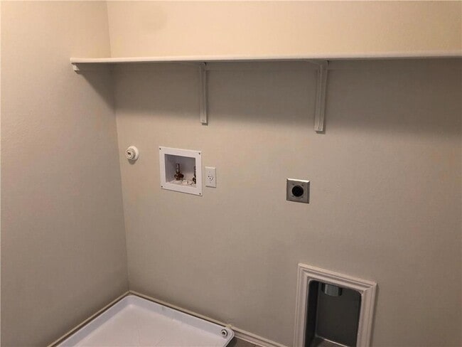 Building Photo - 108 Yellowbark St