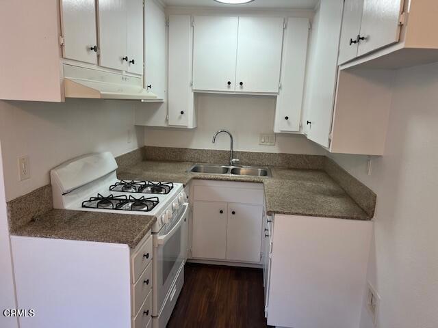 Building Photo - 13429-13429 Camilla St