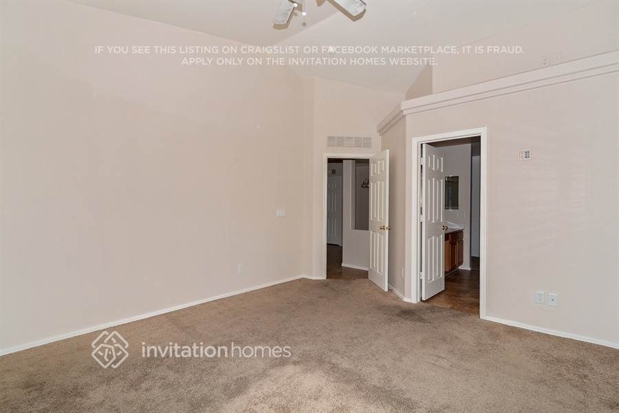 Building Photo - 14816 N 129th Dr