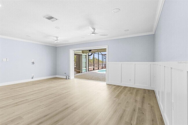 Building Photo - 716 Sarabay Rd