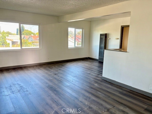 Building Photo - 8641 Cerritos Ave