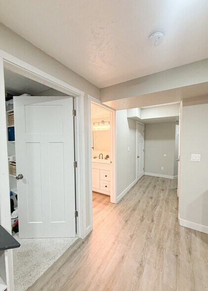Building Photo - 616 E 625 S