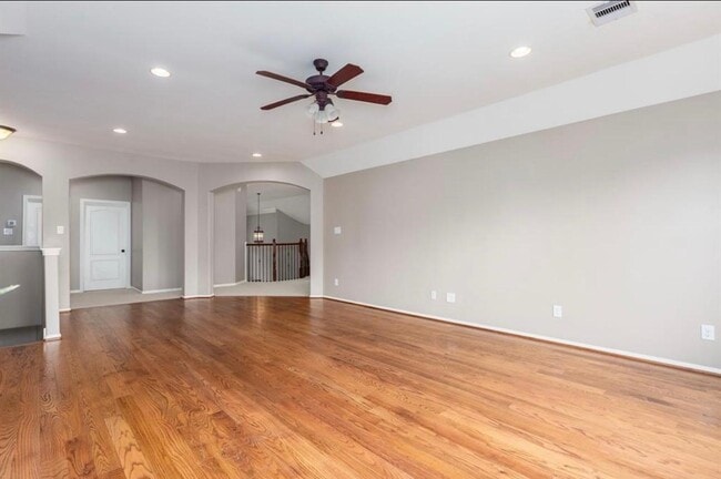 Building Photo - 2207 Bayou Cove Ln