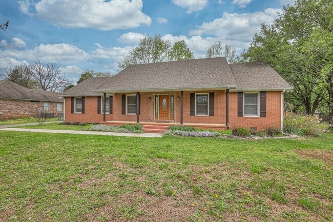 Building Photo - 5020 Old Salem Rd