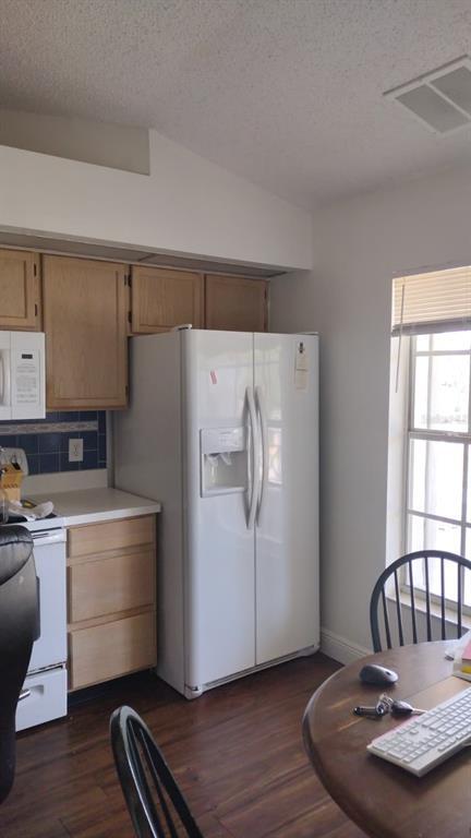 Building Photo - 13829 Timberland Dr