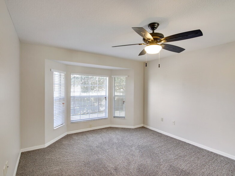 Building Photo - 4461 Treasure Cay Rd