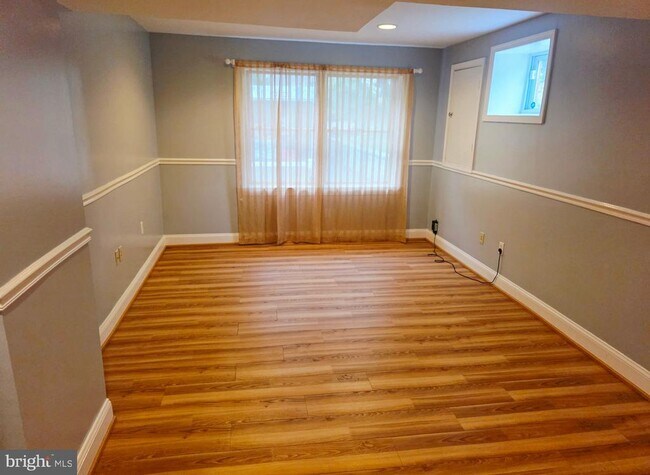 Building Photo - 6513 Old Dominion Dr