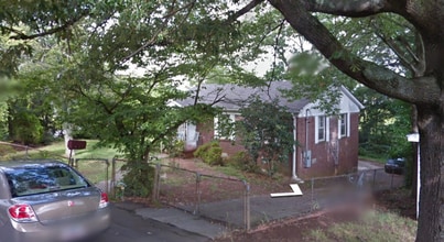 Building Photo - 8 Shepard Dr