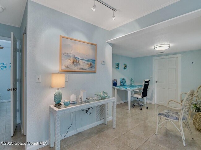 Building Photo - 3957 Canal Dr