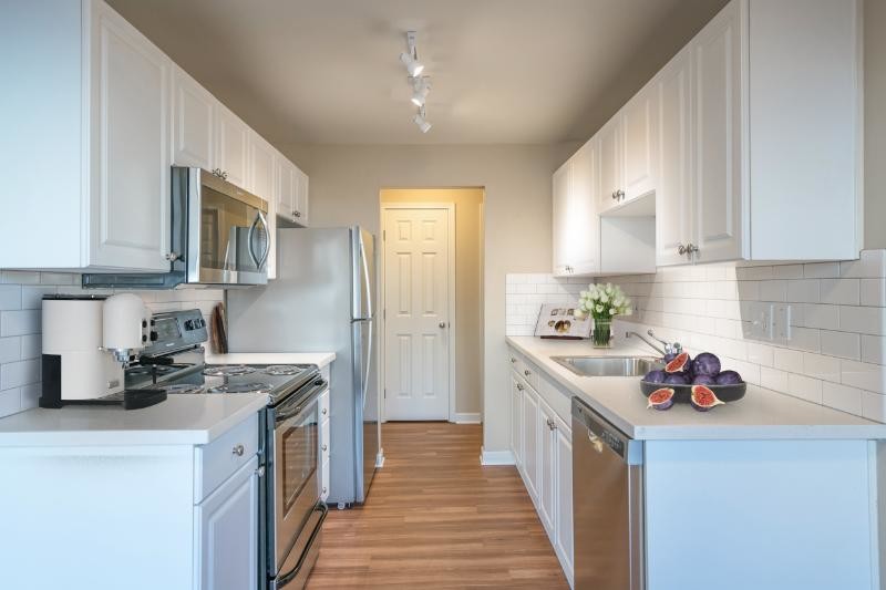 Monterey at Lake View Drive 10212 NE 68th St Kirkland WA 98033