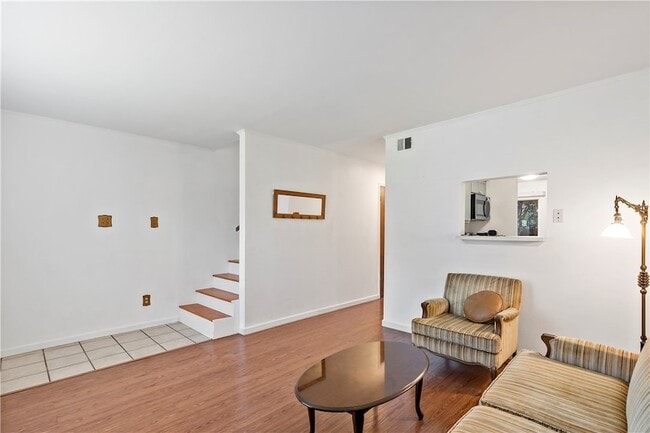 Building Photo - 1900 Dartmouth St