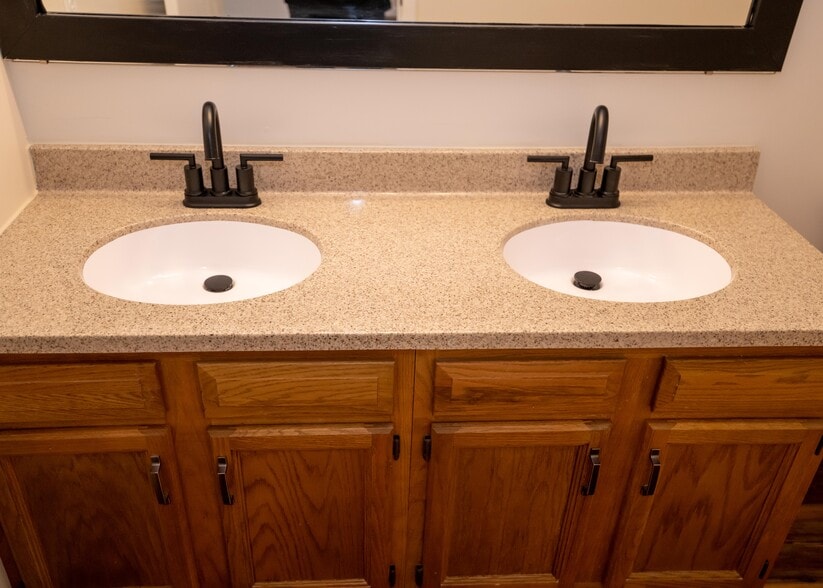 Building Photo - 106 Pierre Pl