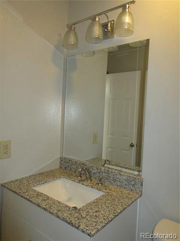 Building Photo - 340 S Estes St