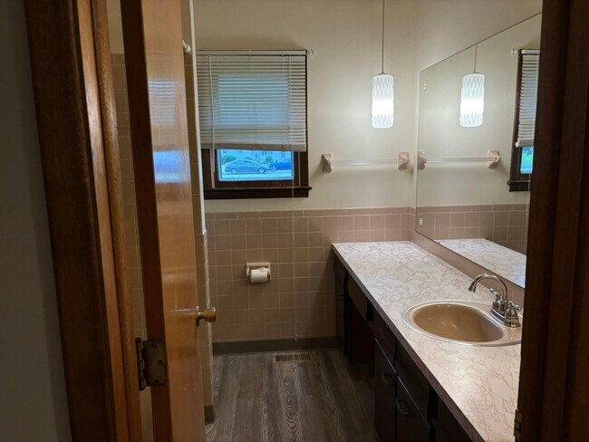 Building Photo - 4001 Harlem Rd