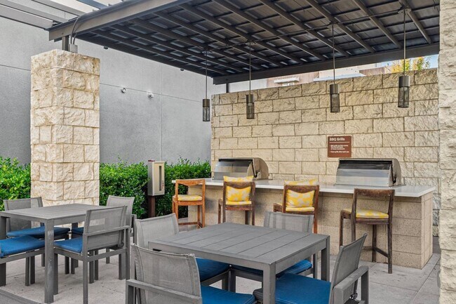 Building Photo - Luxury Single-Level Corner Residence with Wolf Kitchen & Private Garage