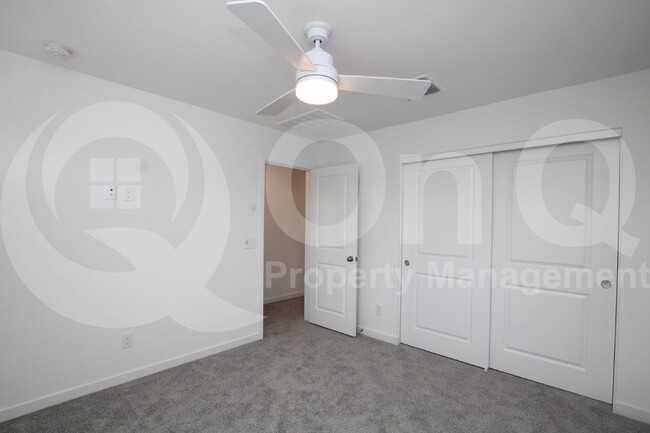 Building Photo - 7442 W Nicolet Ave
