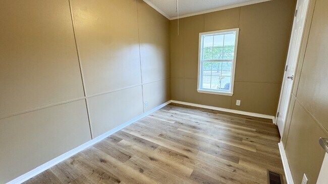 Building Photo - 304 Winnfield Rd