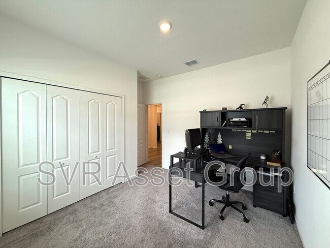 Building Photo - 3248 Crocus Ln
