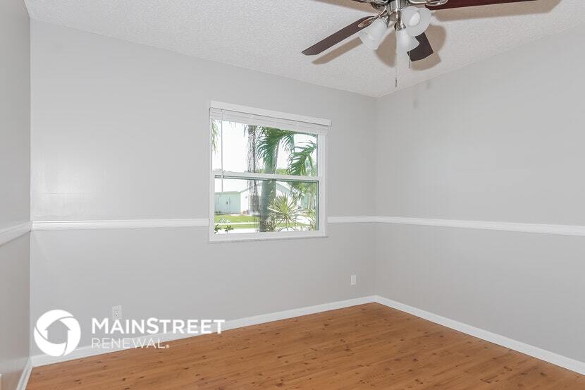 Building Photo - 6846 SE Raintree Ave