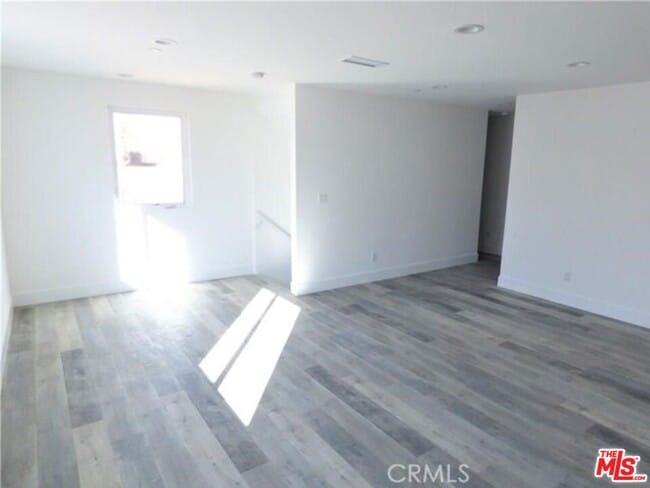 Building Photo - 1113 Carmona Ave