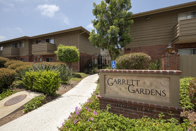 Interior Photo - Garrett Gardens